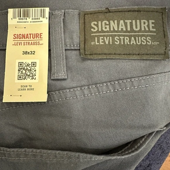 Signature by Levi Strauss Men's Gray Athletic Pants - Picture 4 of 11